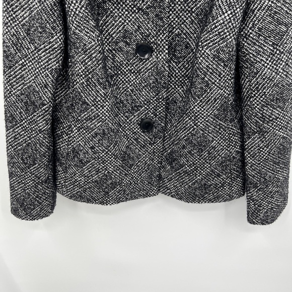 Talbots jacket with large collar size 10 - Picture 8 of 8